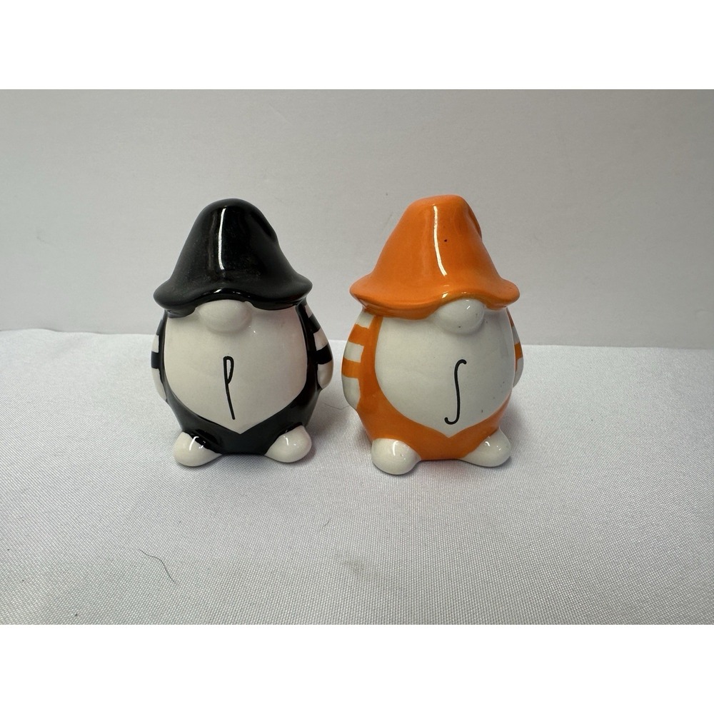Rae Dunn Halloween Gnomes Salt And Pepper Shakers Pre-owned Halloween Decor.